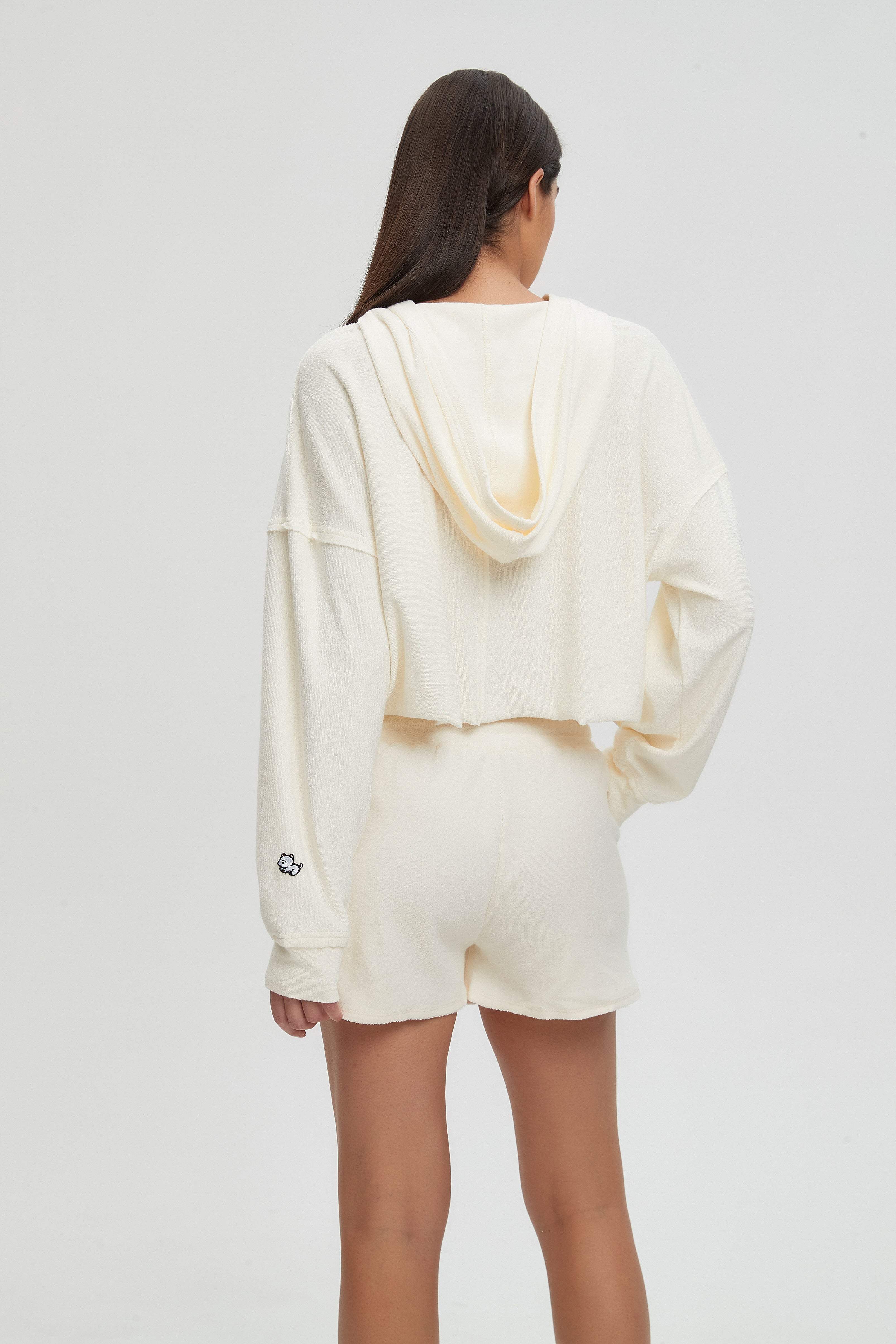 (Pre-order) Deep V Crop Hoodie SS26